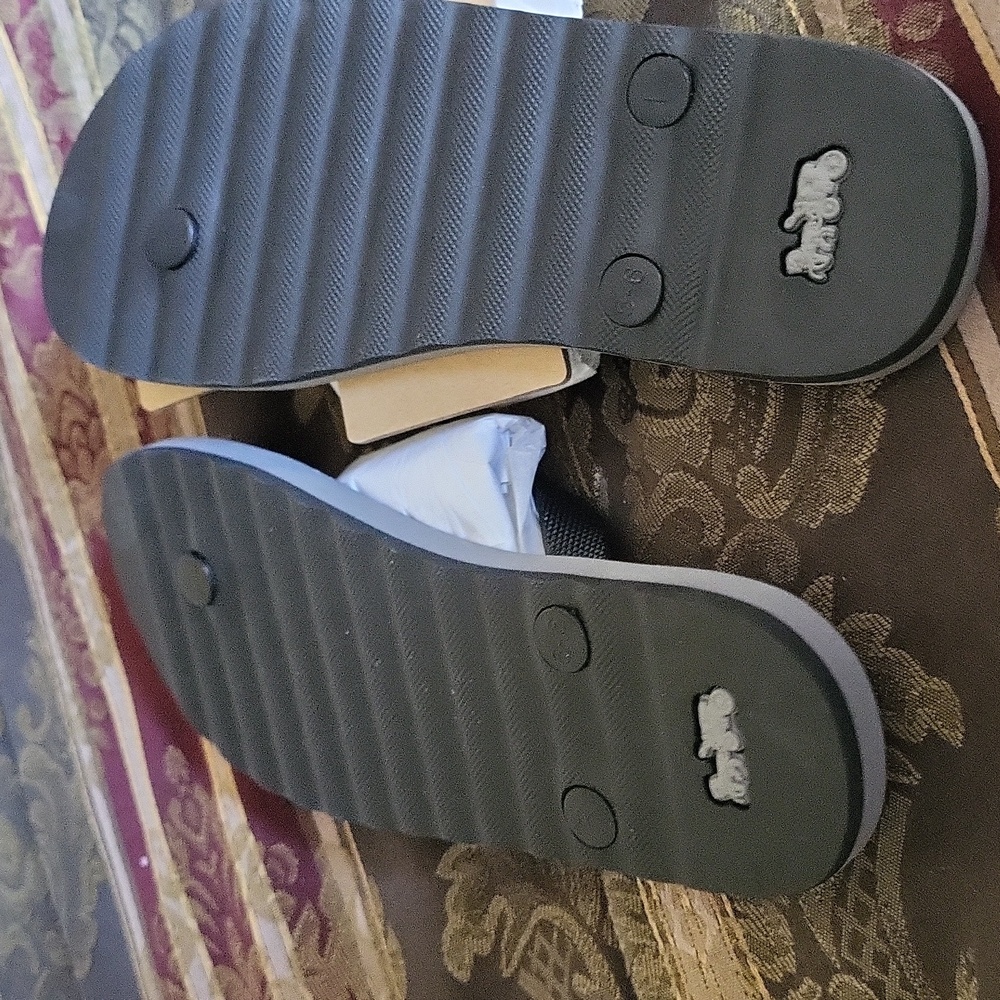 Coach  sig flip flops bagged tagged instructions black grey - Picture 4 of 6